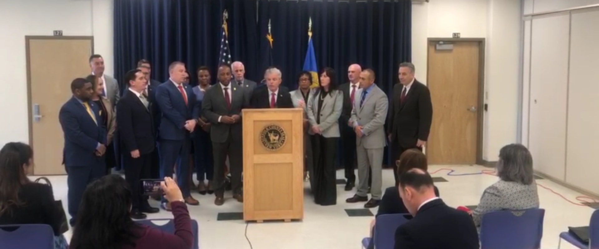 How Much Does a Senior Office Assistant Earn in Suffolk County Civil